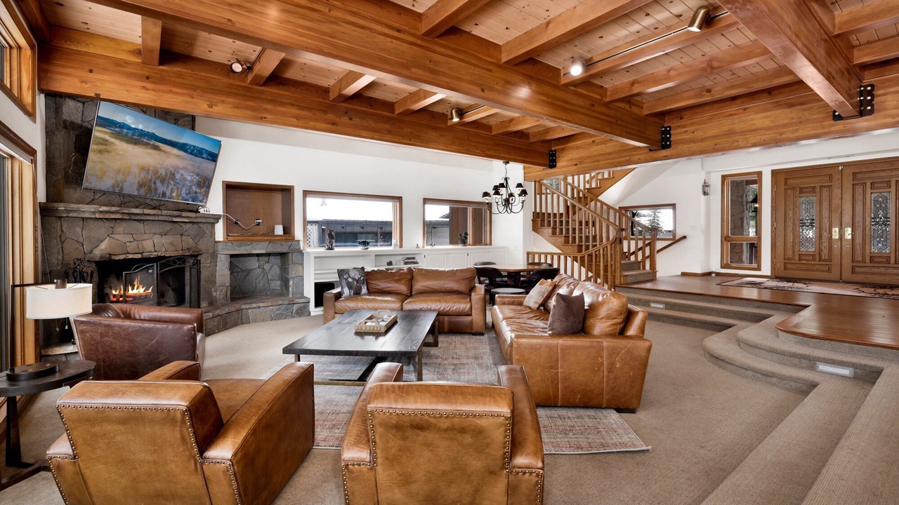 Photo of Livingroom in Big Bear Lake