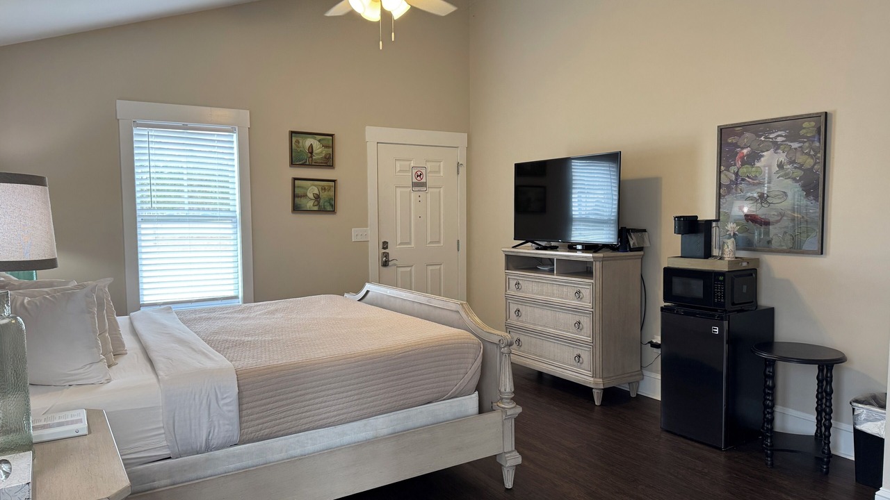Photo of Bedroom in Elizabethtown