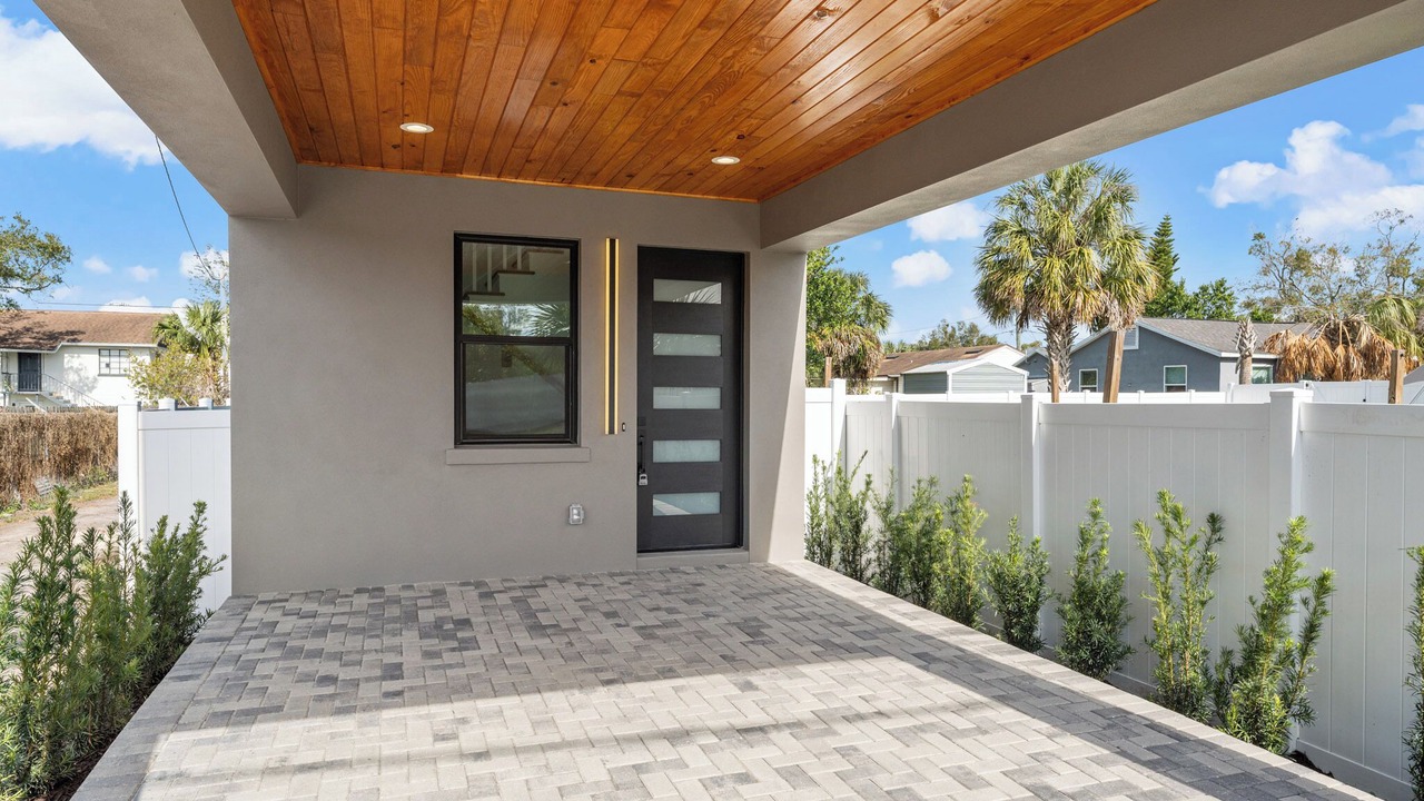 Photo of Patio Balcony in South Seminole Heights