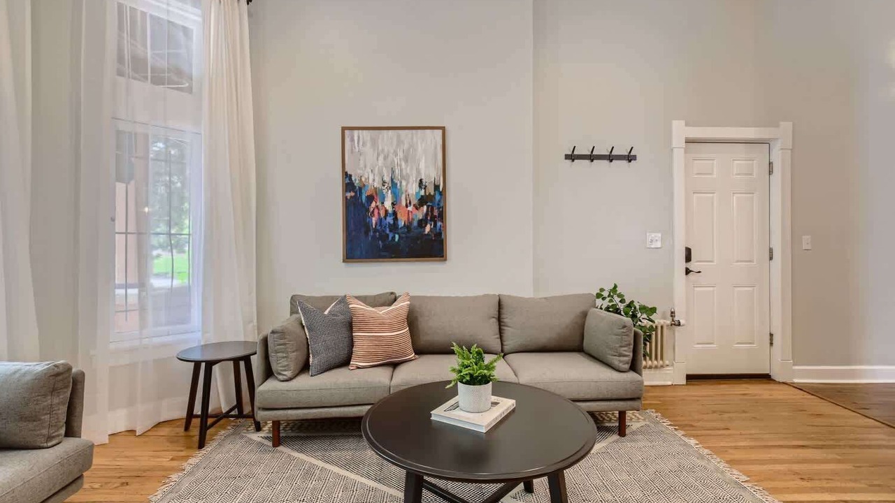 Photo of Livingroom in City Park