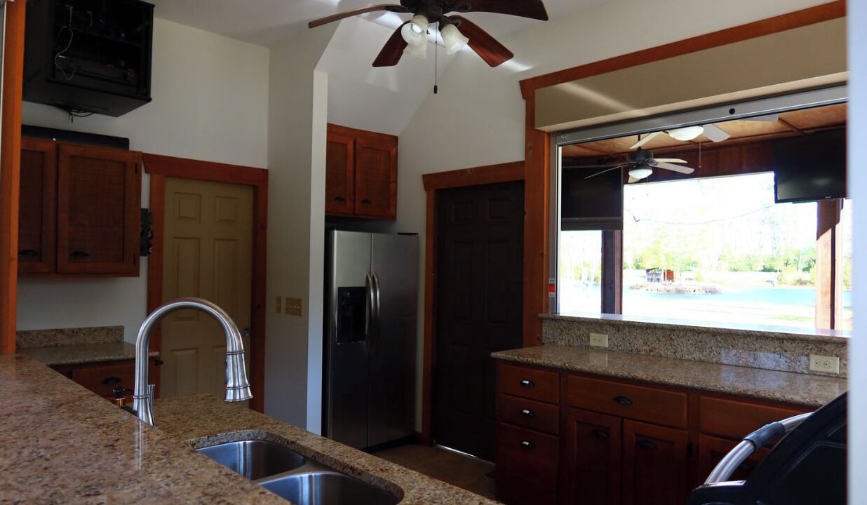 Photo of Kitchen in Nakina