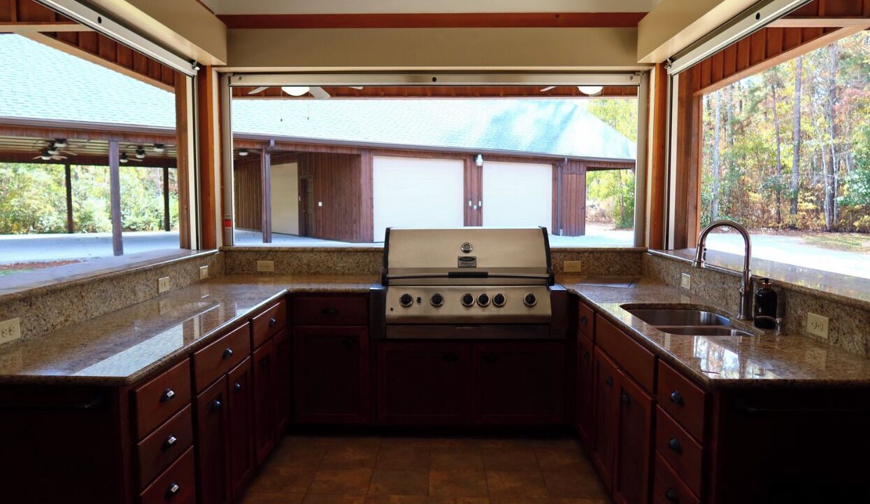 Photo of Kitchen in Nakina