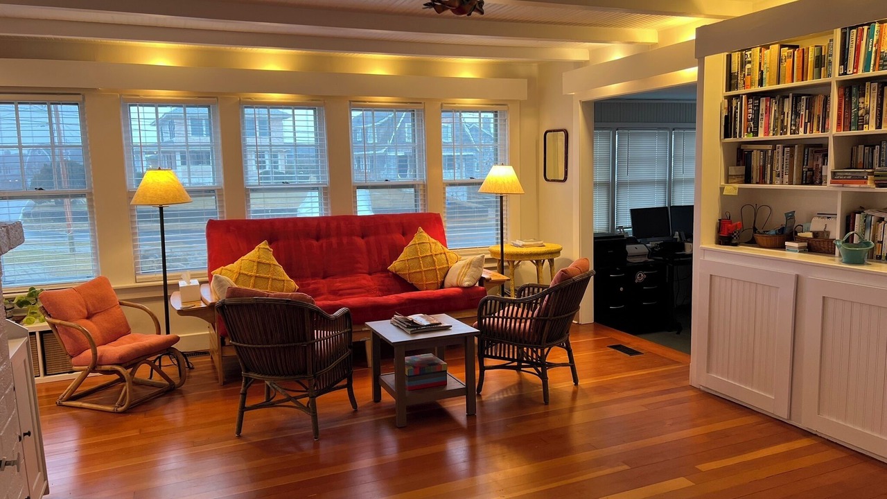 Photo of Livingroom in Groton Long Point