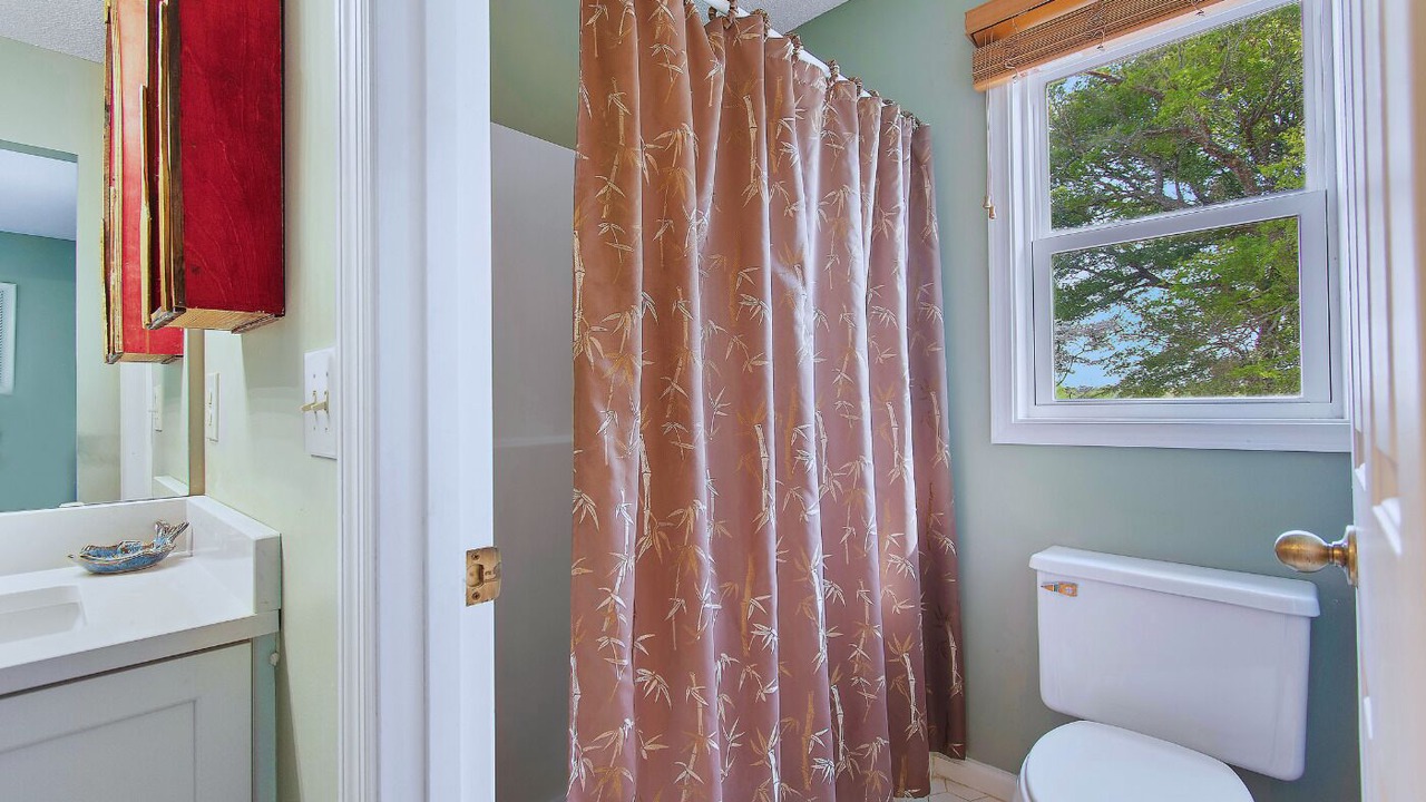 Photo of Bathroom in Sea Trail