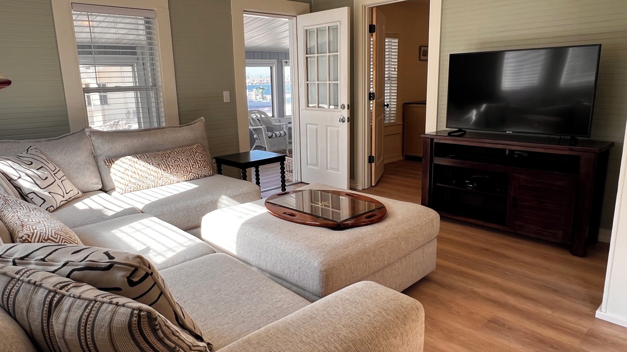 Photo of Livingroom in Bradenton Beach