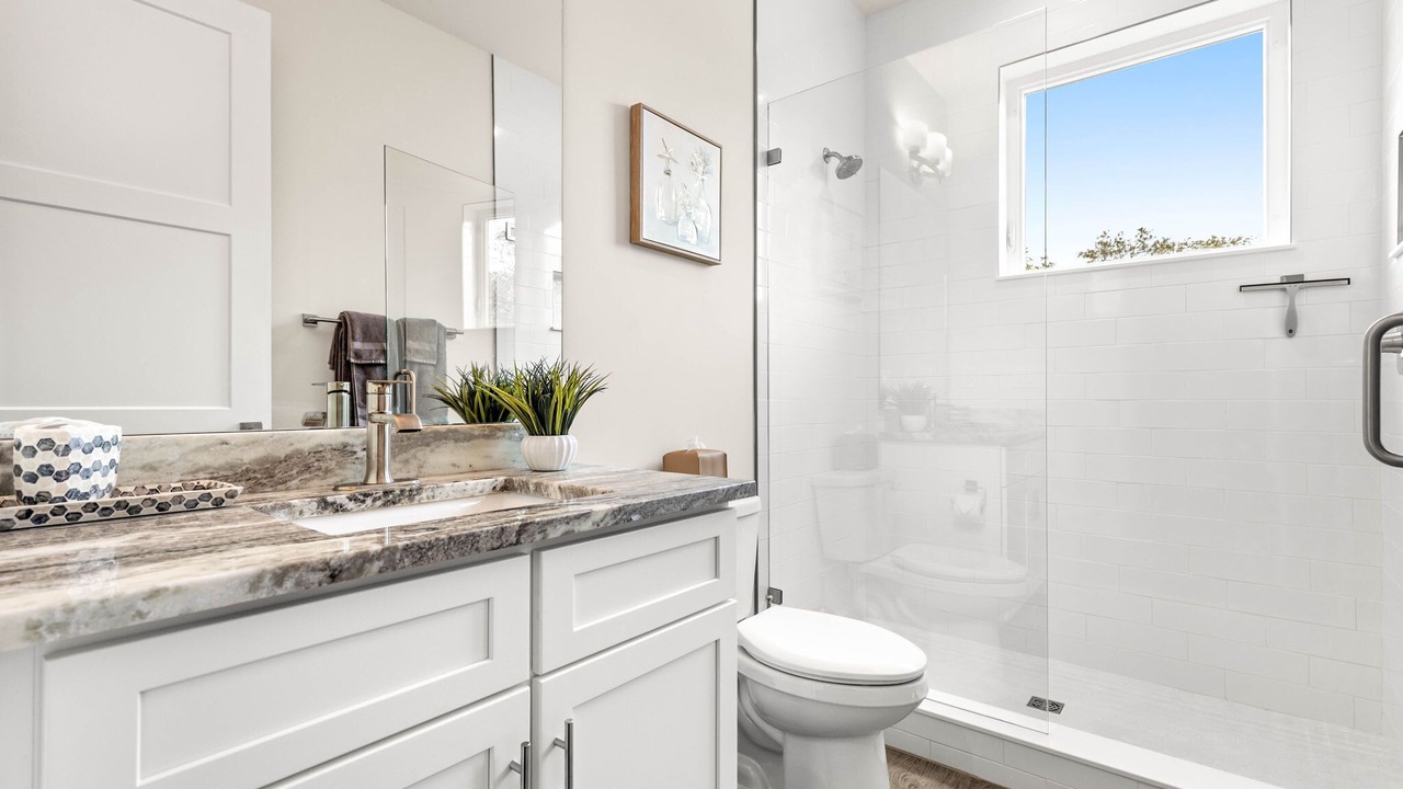 Photo of Bathroom in Largo