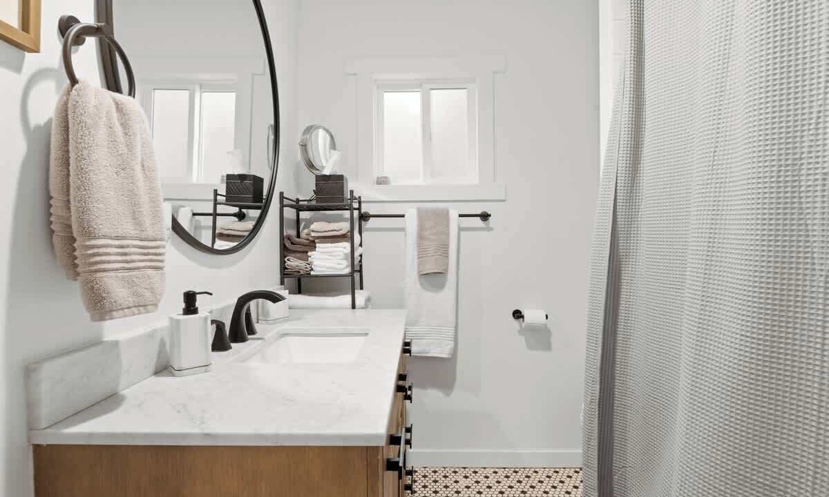 Photo of Bathroom in Big Bear Lake