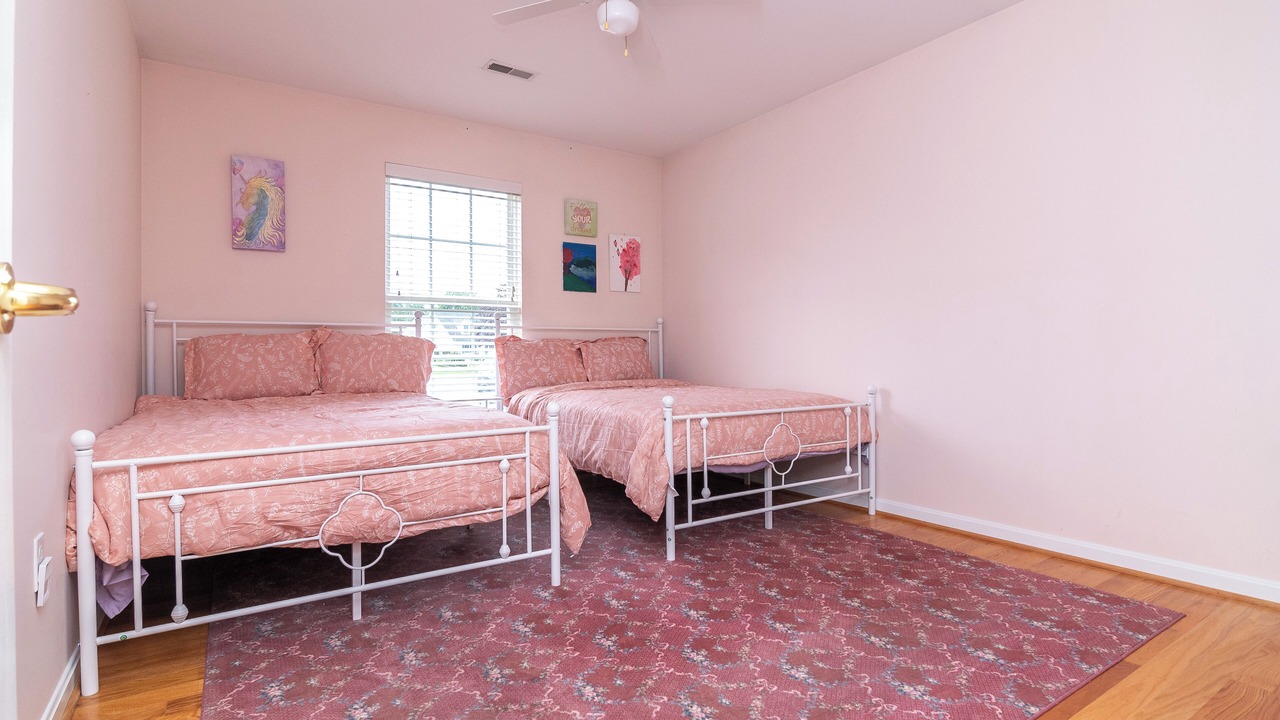 Photo of Bedroom in Maplewood