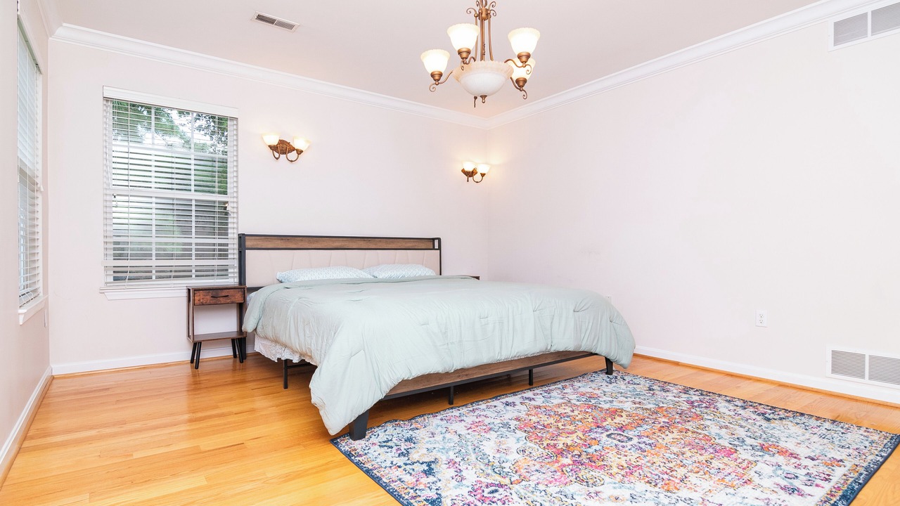 Photo of Bedroom in Maplewood