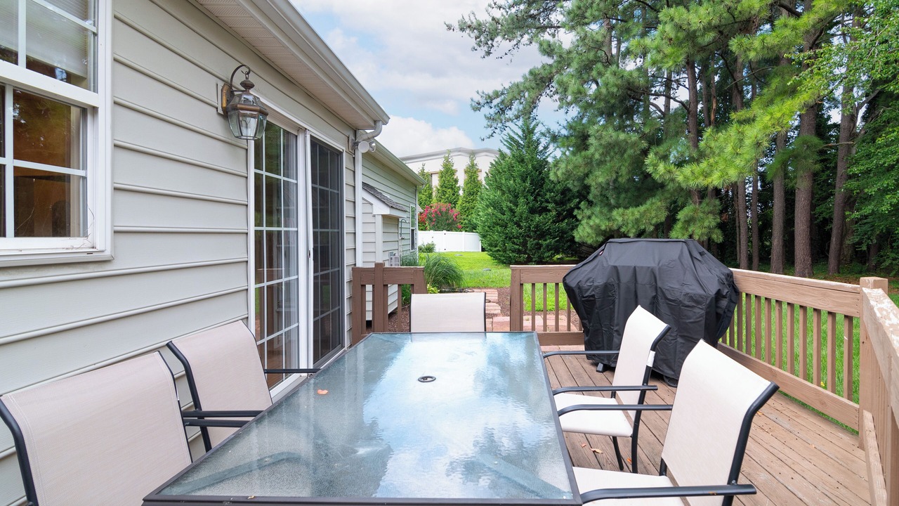 Photo of Outdoor in Maplewood