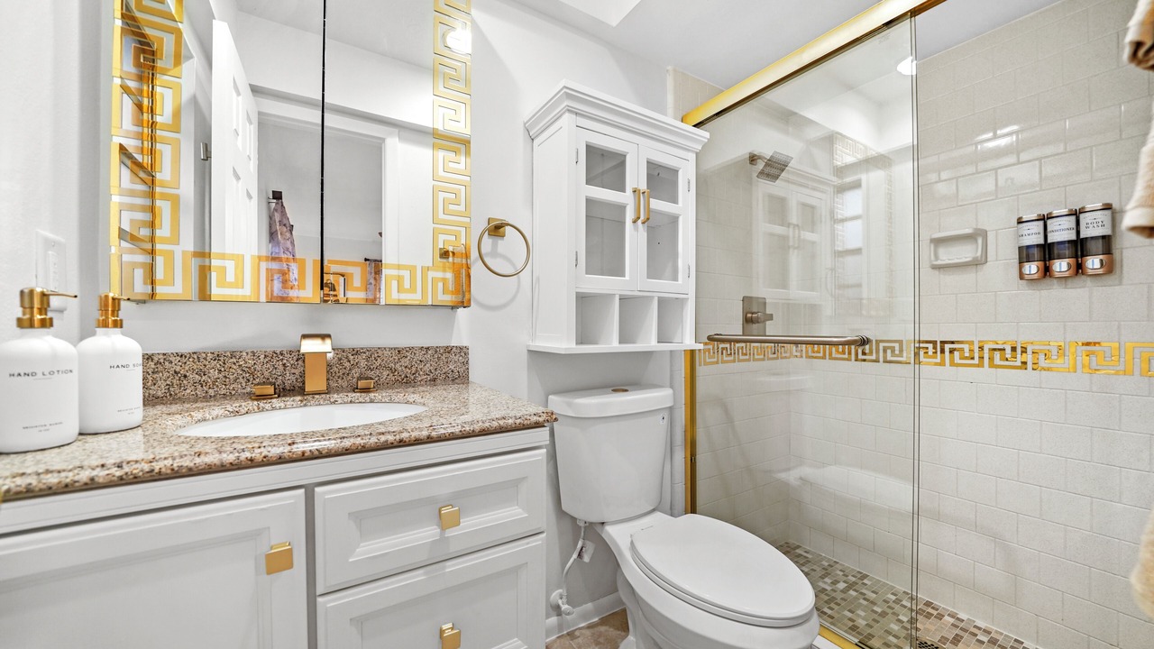 Photo of Bathroom in Sarasota Springs