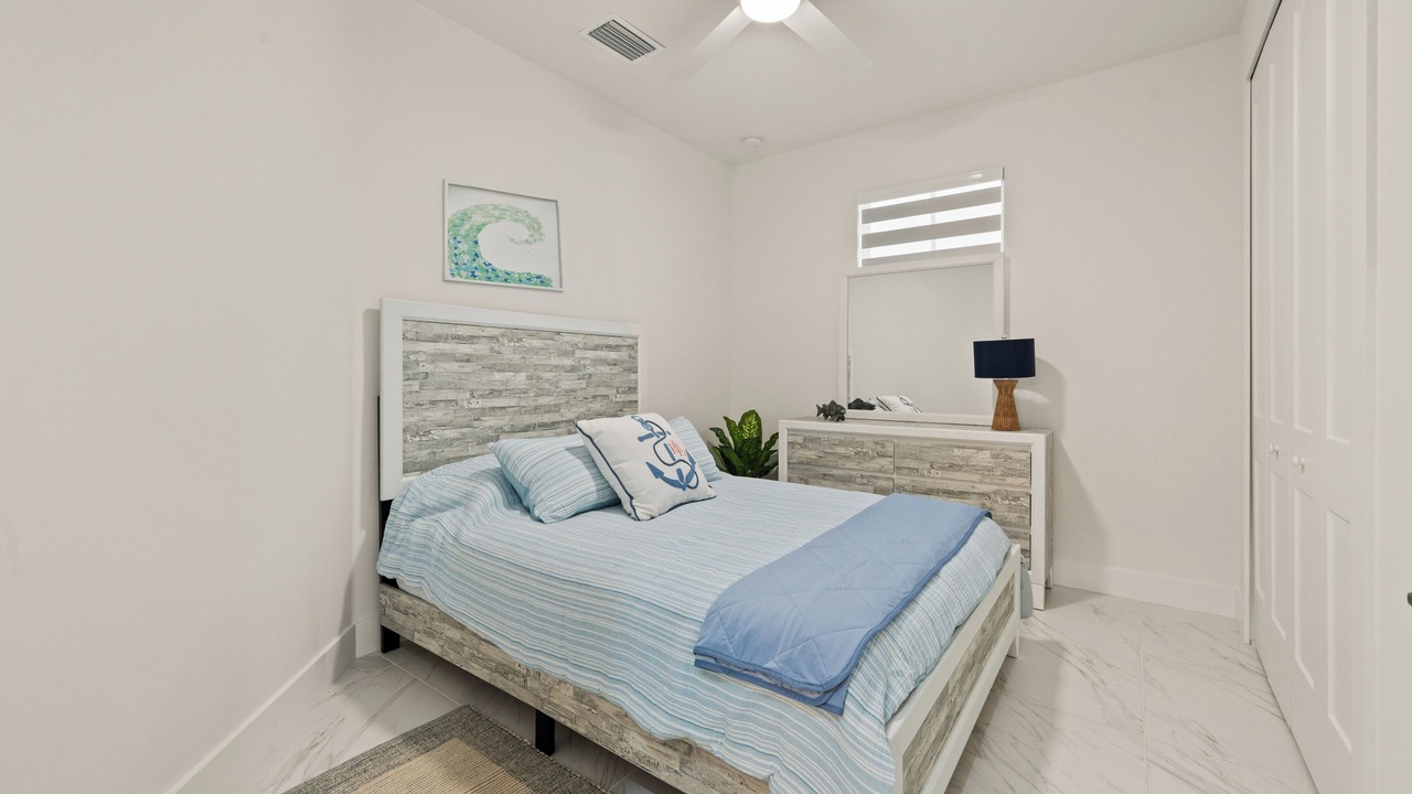 Photo of Bedroom in Cape Harbour