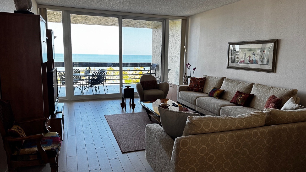 Photo of Livingroom in Longboat Key