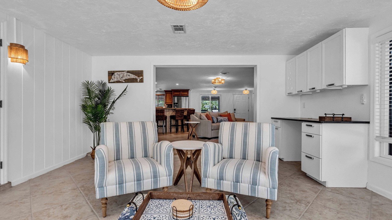 Photo of Livingroom in Gulf Gate Estates