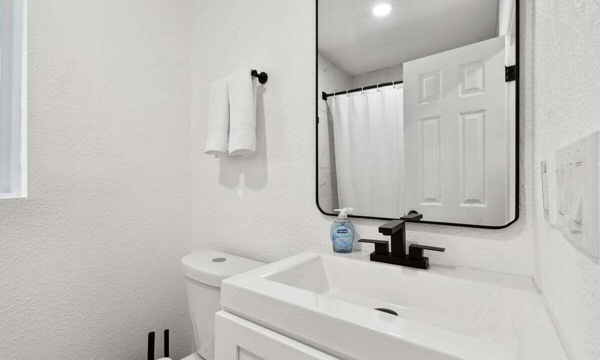Photo of Bathroom in Capri Isle