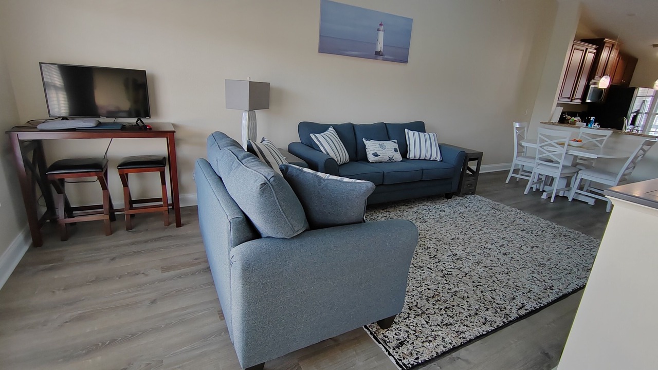 Photo of Livingroom in Capri Isle