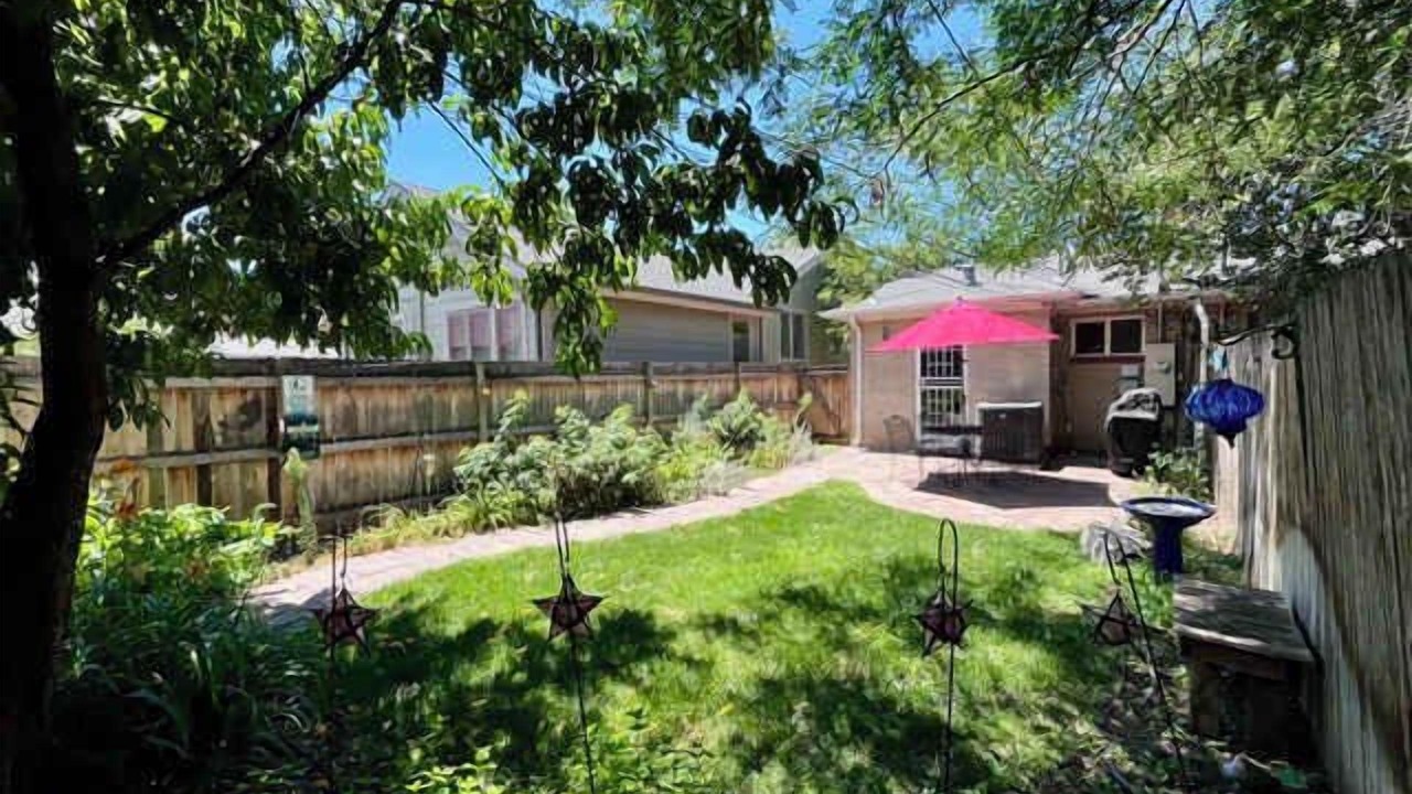 Photo of Outdoor in Rosedale