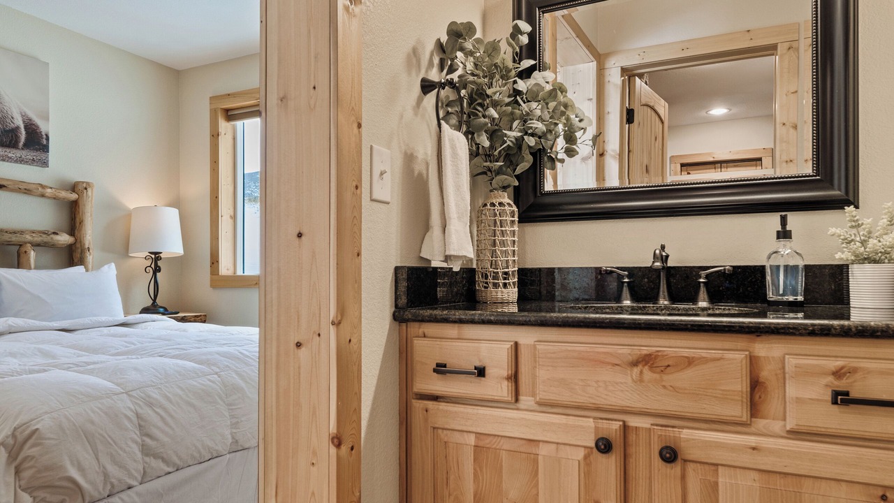 Photo of Bedroom in Alma