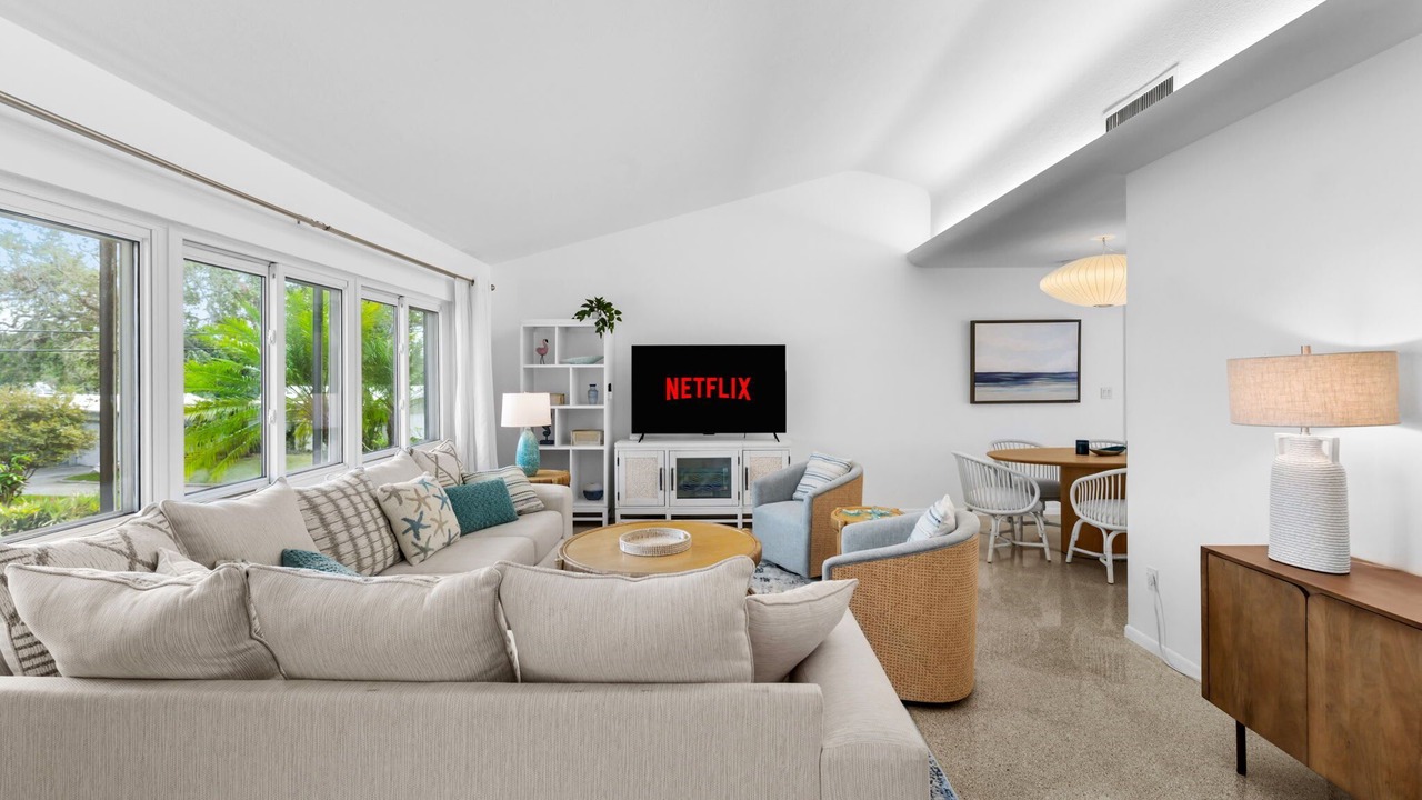 Photo of Bedroom in Harbor Hills