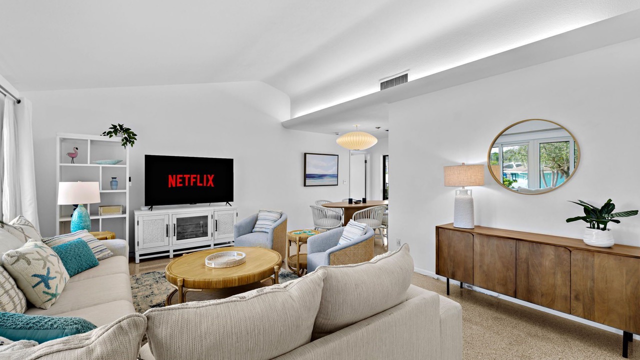 Photo of Livingroom in Harbor Hills
