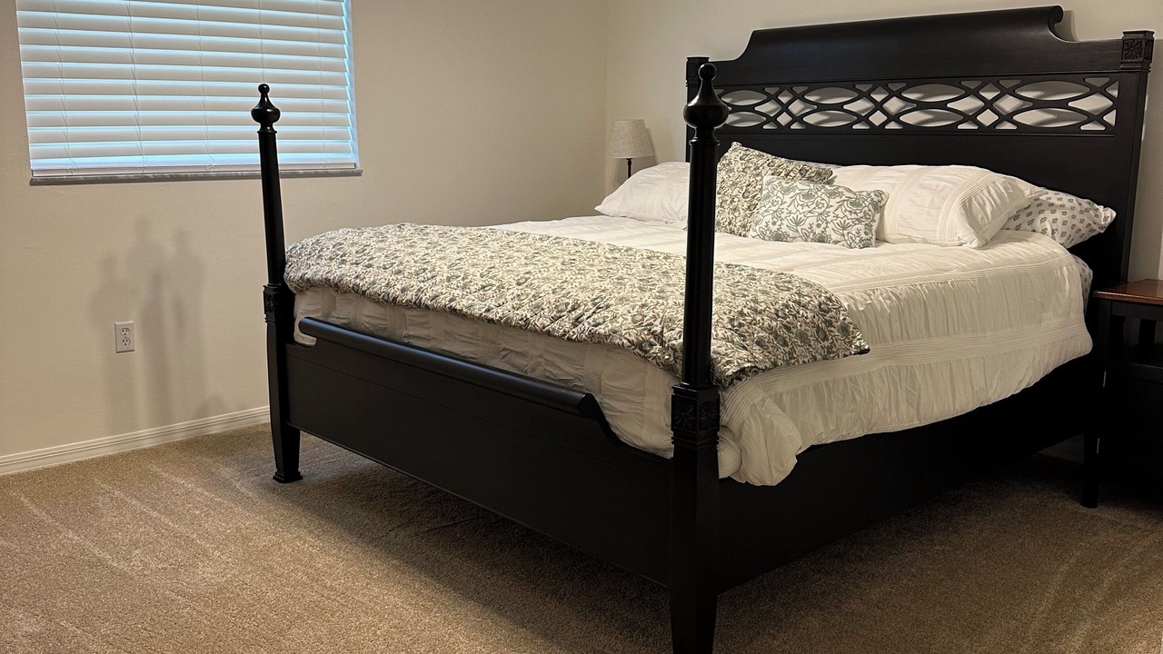 Photo of Bedroom in Beachwalk Isles