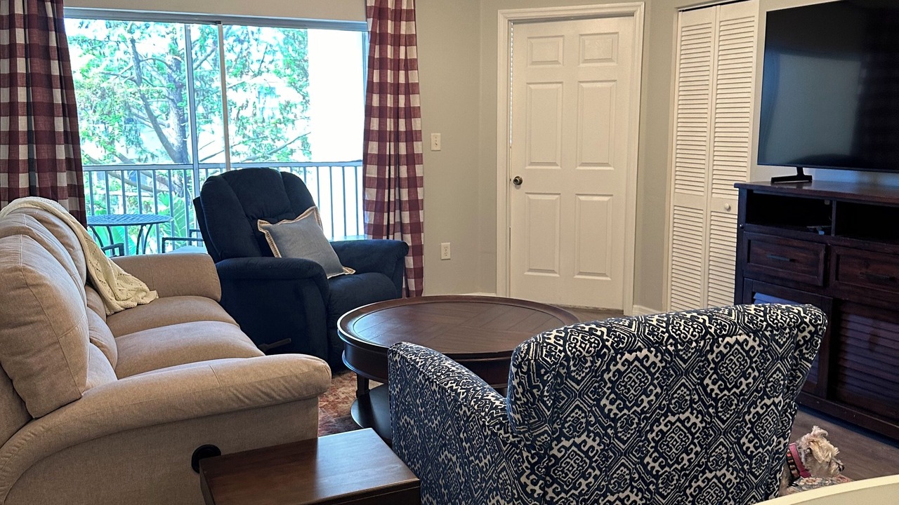 Photo of Livingroom in Beachwalk Isles