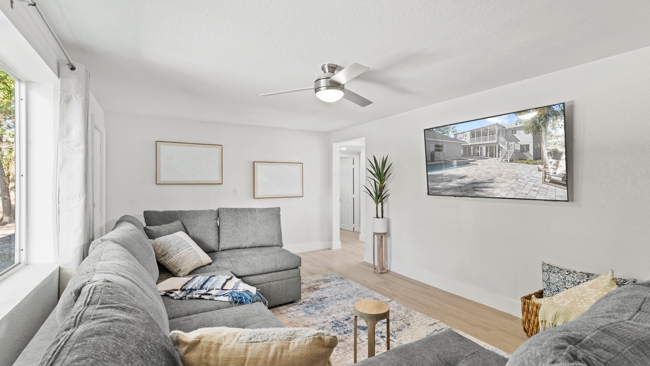 Photo of Bedroom in Bay Isle