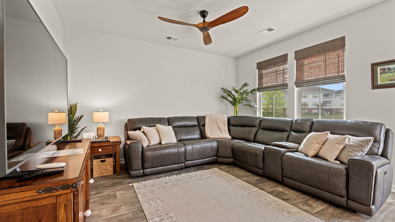 Photo of Livingroom in Little River