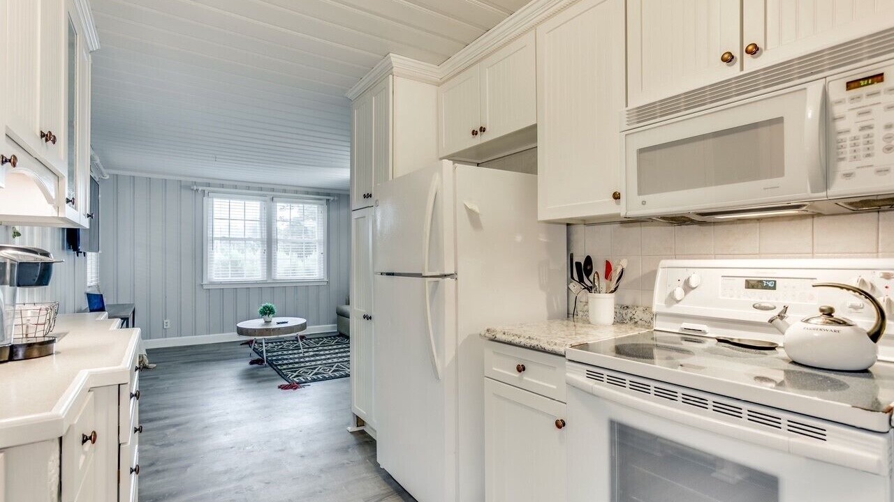 Photo of Kitchen in Longs