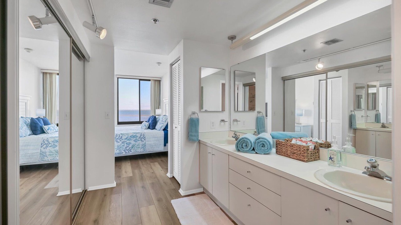 Photo of Bathroom in Bay Isles