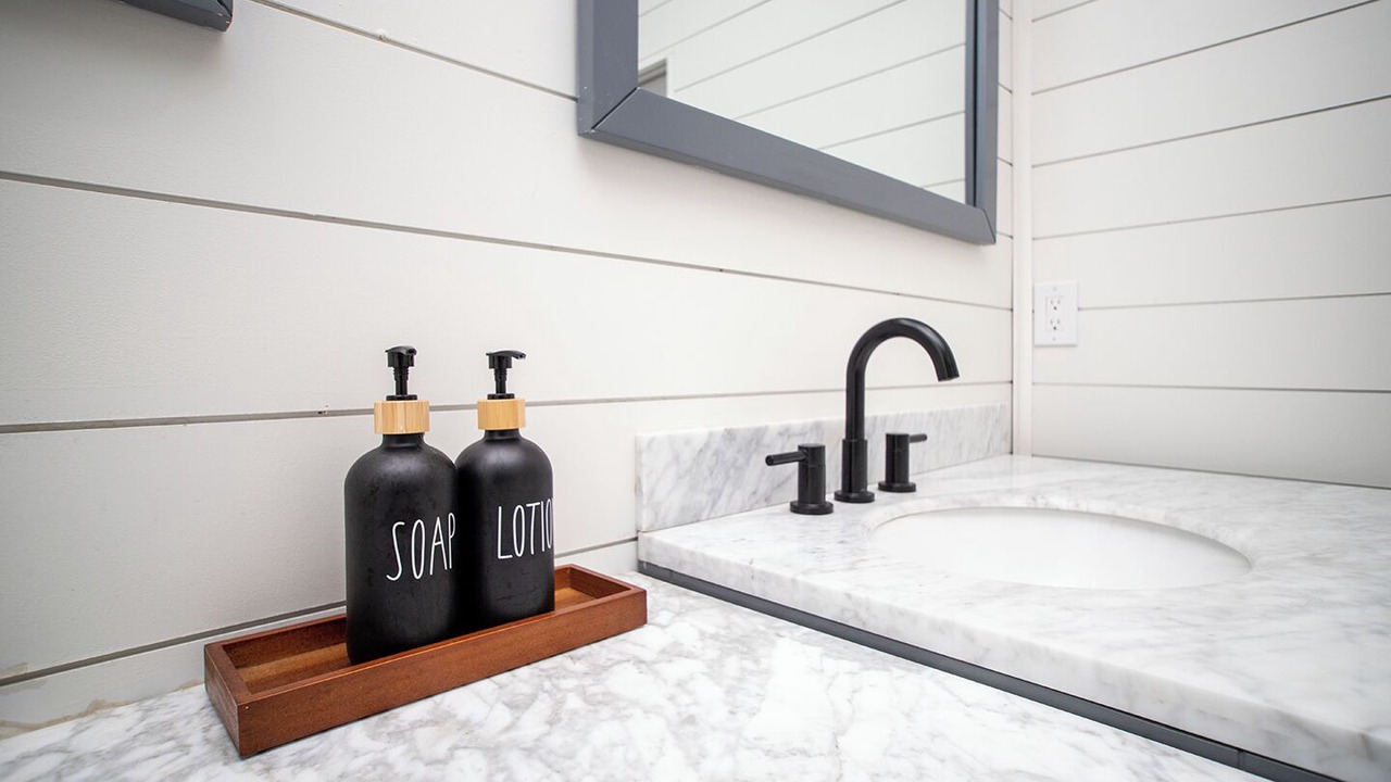 Photo of Bathroom in Harbor Bluffs