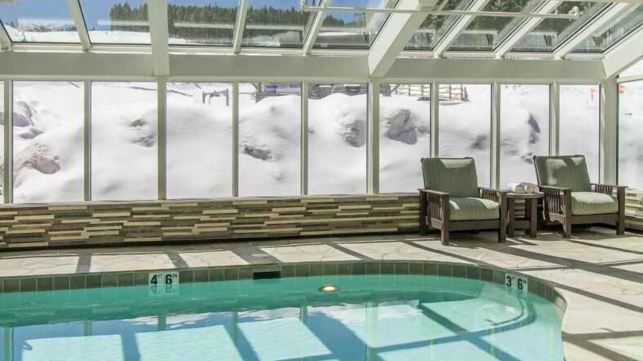 Photo of Outdoor in Peak 8