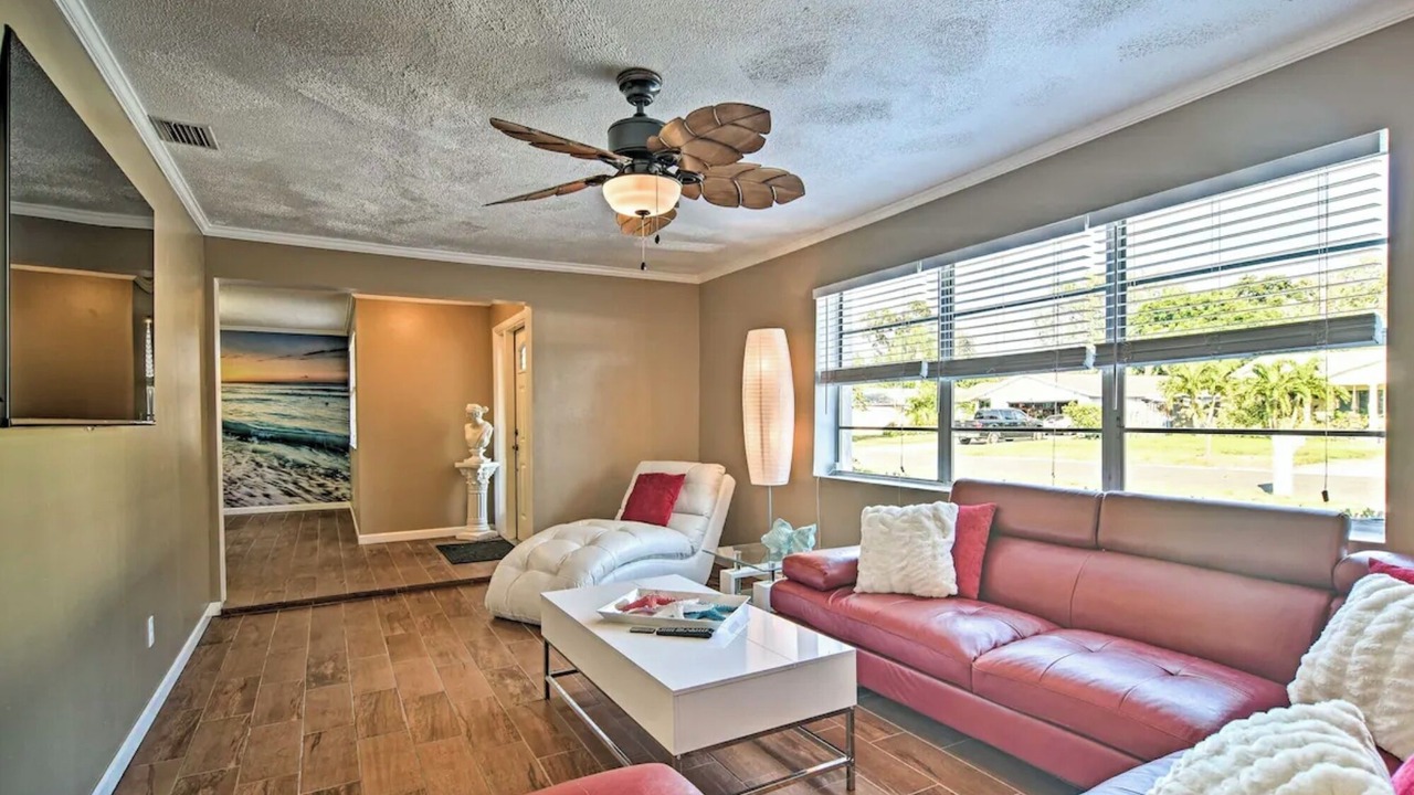 Photo of Livingroom in Walsingham