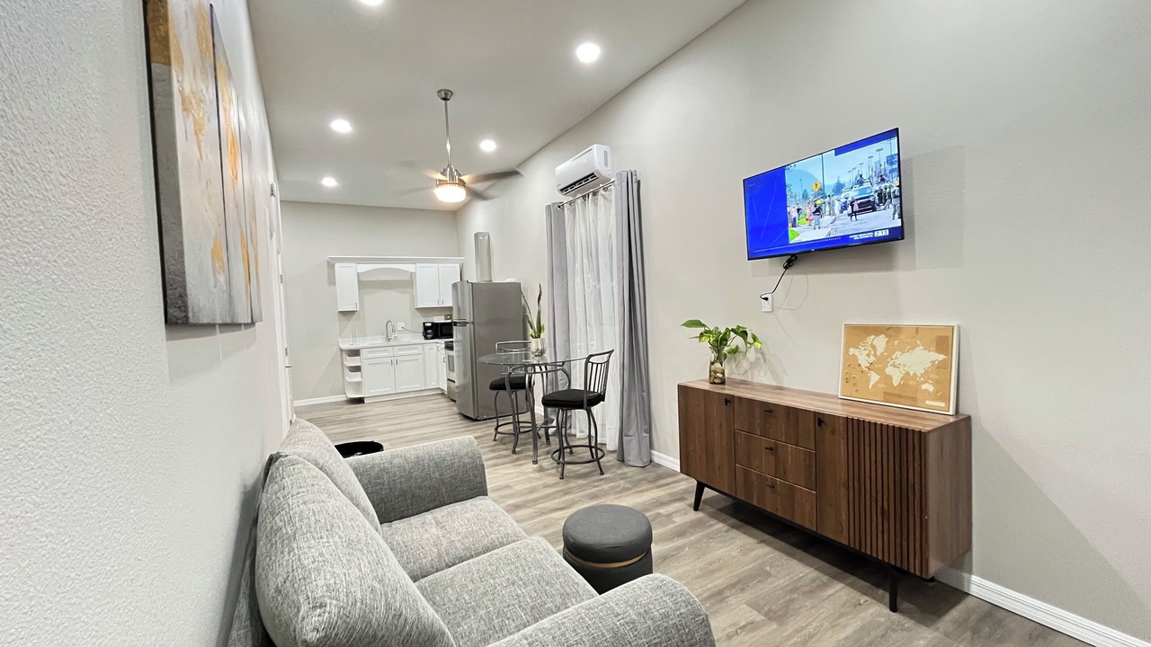 Photo of Livingroom in Highpoint