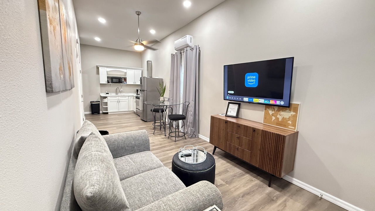 Photo of Livingroom in Highpoint