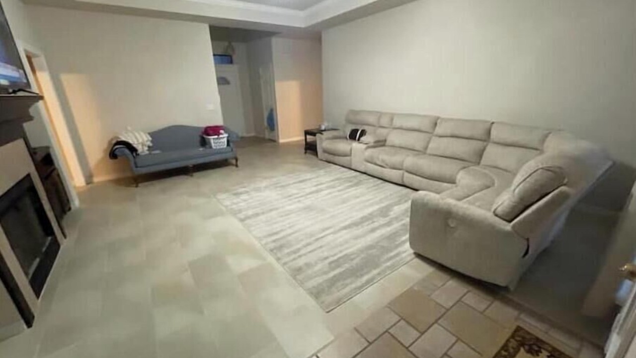 Photo of Livingroom in Yukon