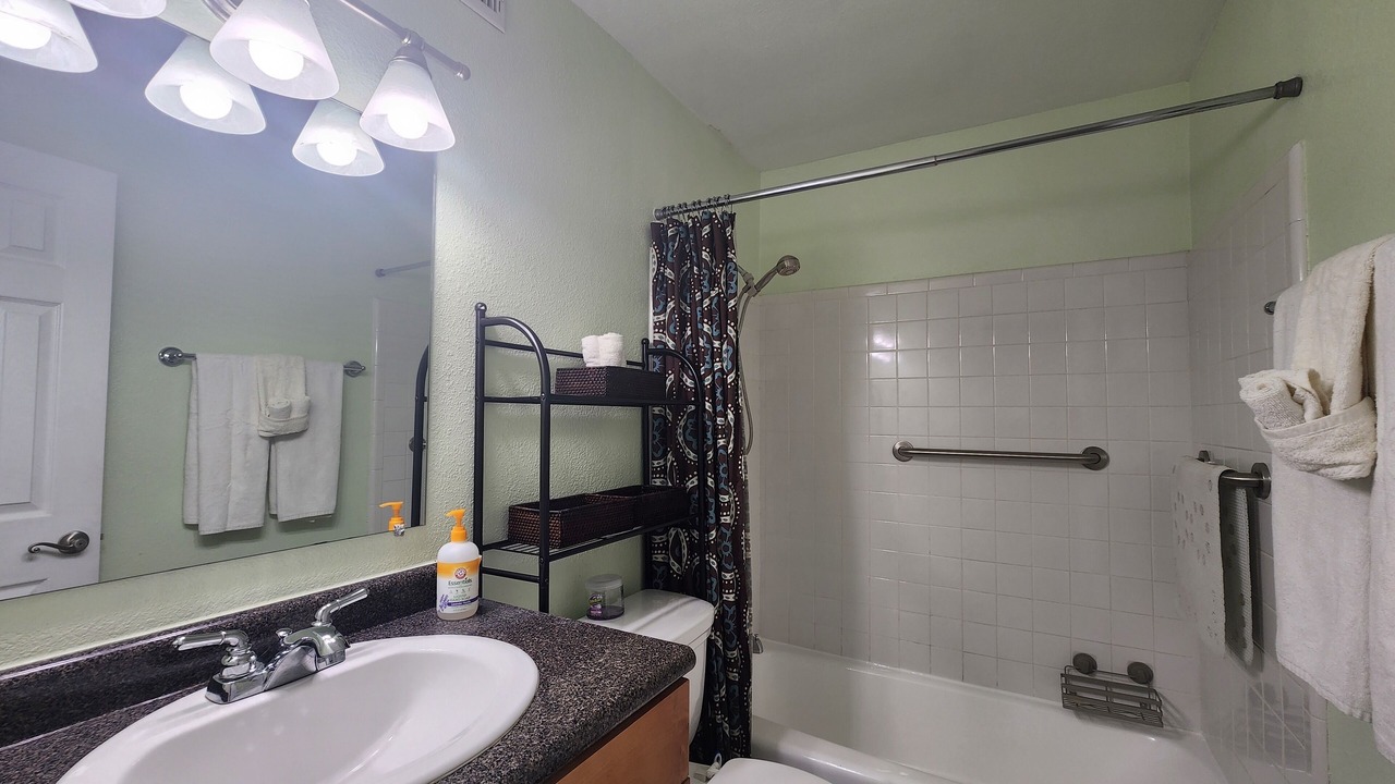Photo of Bathroom in Coquina Key
