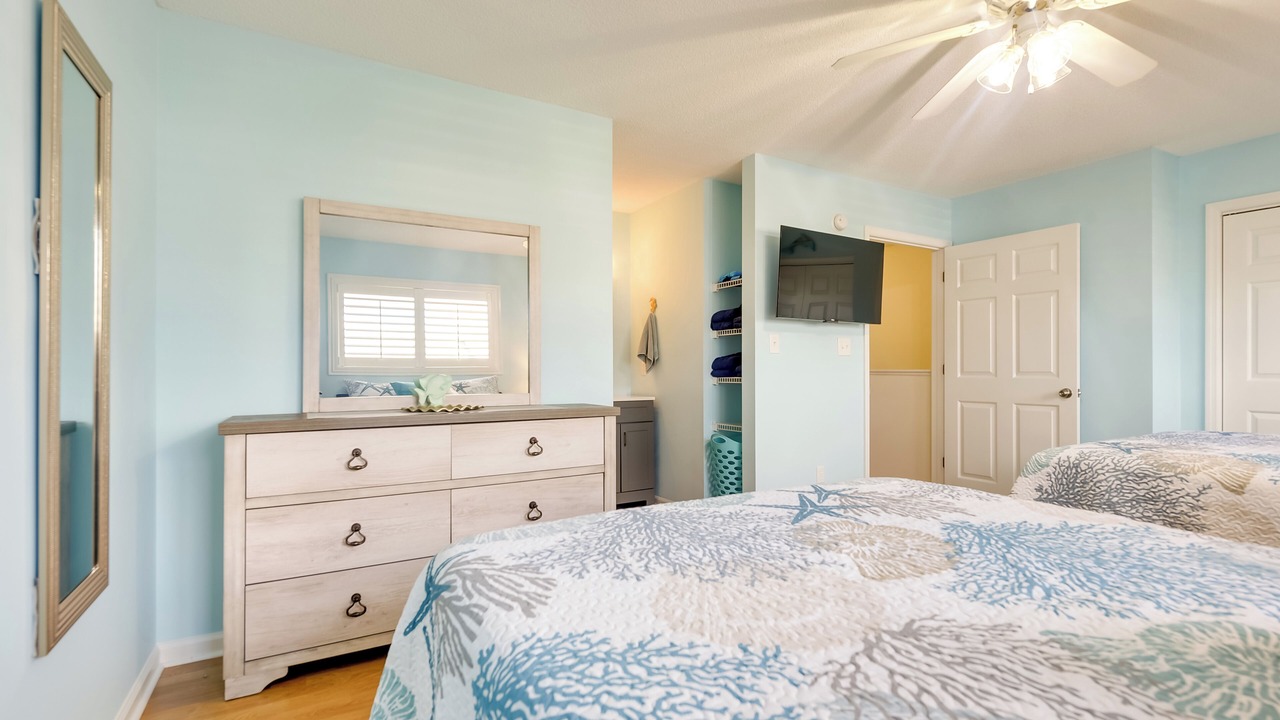 Photo of Bedroom in Little River