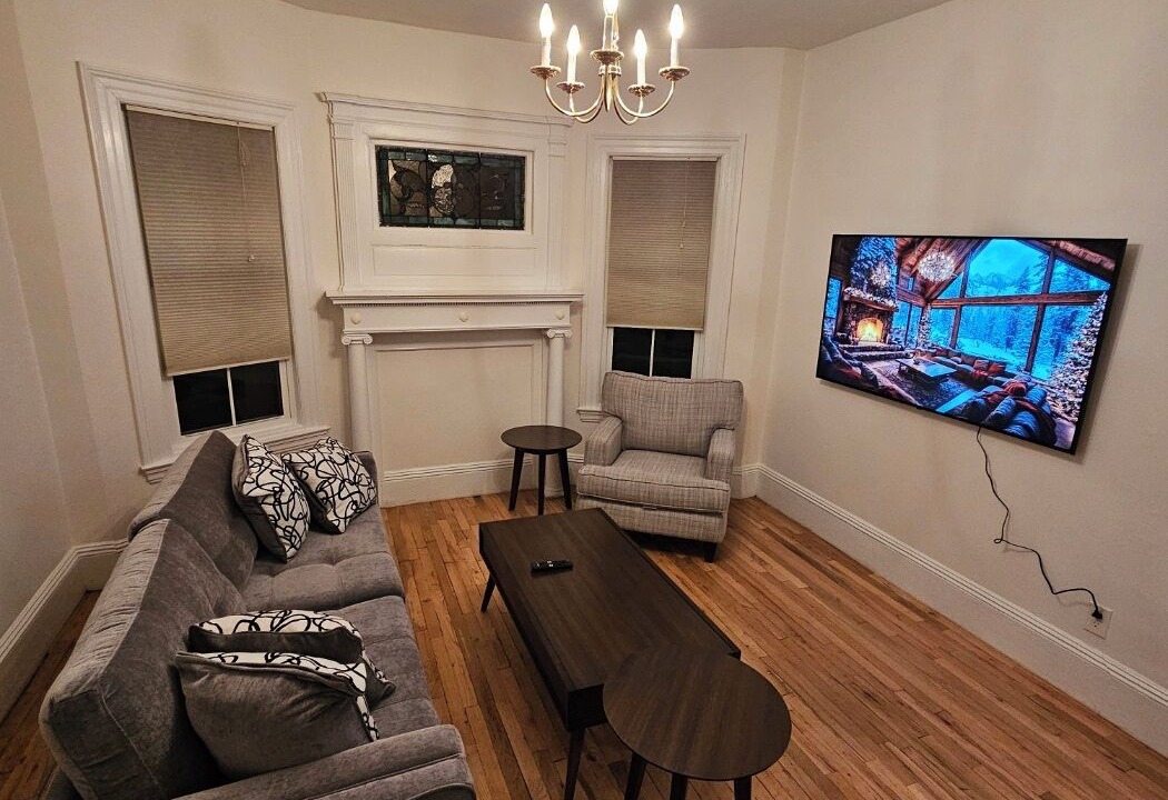 Photo of Livingroom in Mid-Cambridge