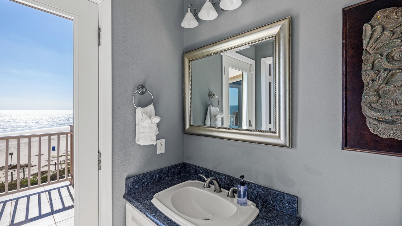 Photo of Bathroom in Spanish Grant