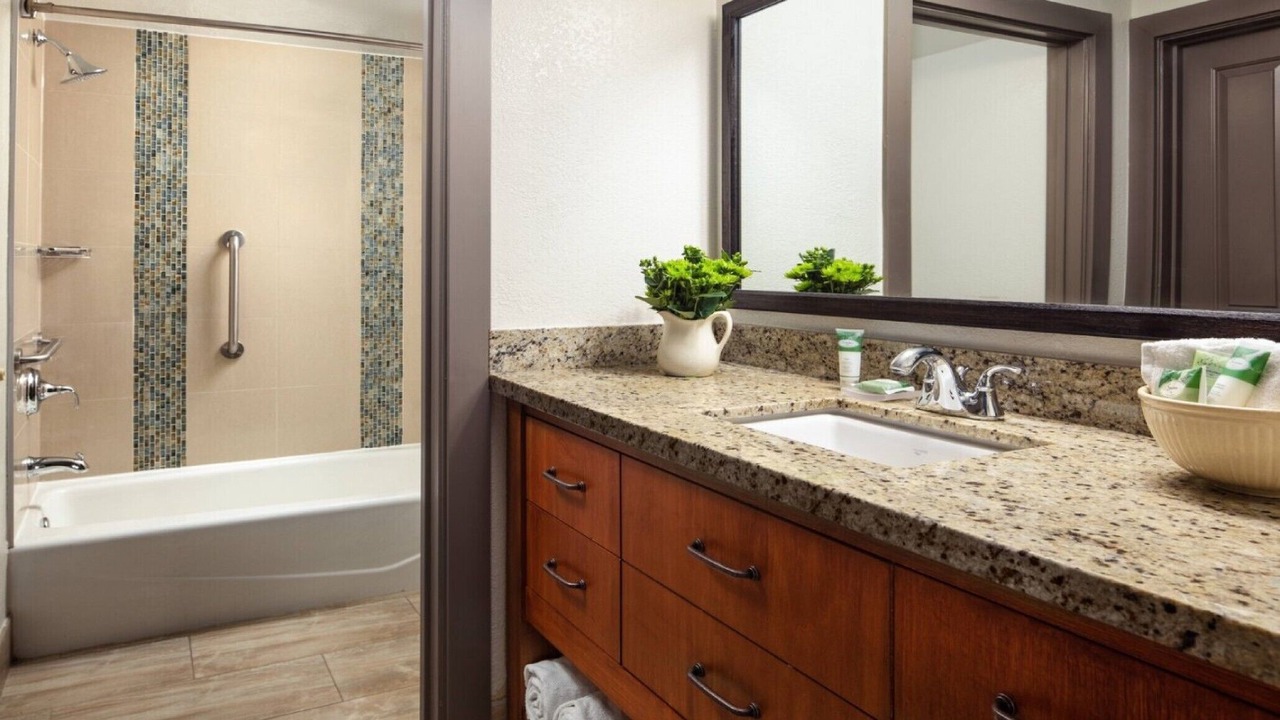 Photo of Bathroom in Peak 9