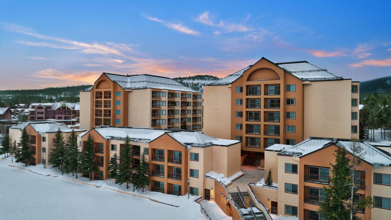 Photo of Outdoor in Peak 9