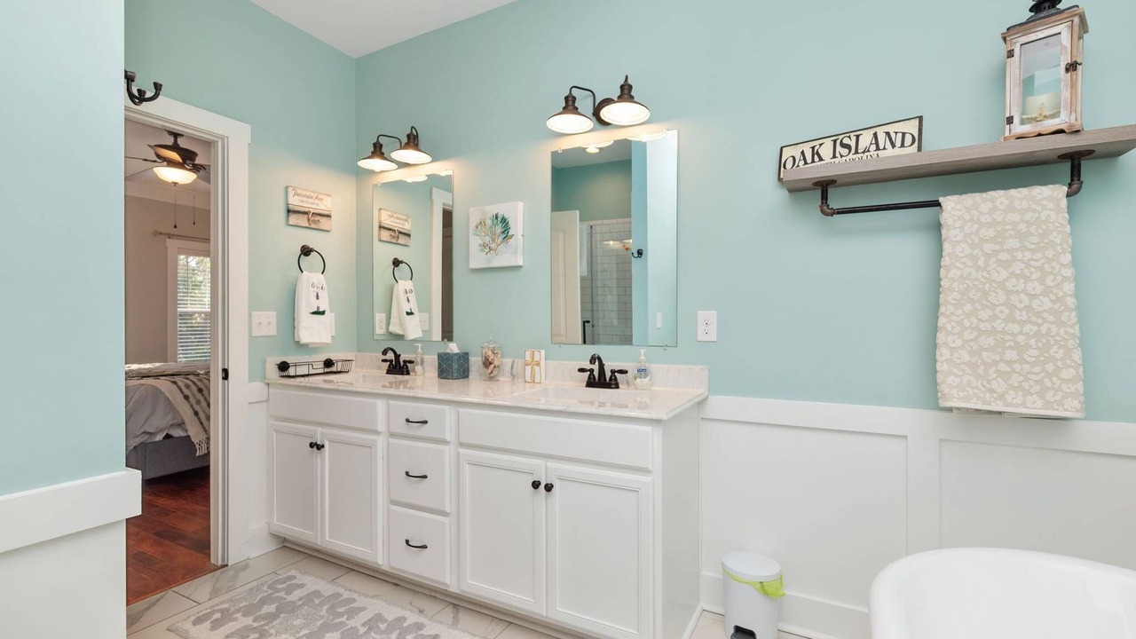 Photo of Bathroom in Tranquil Harbour