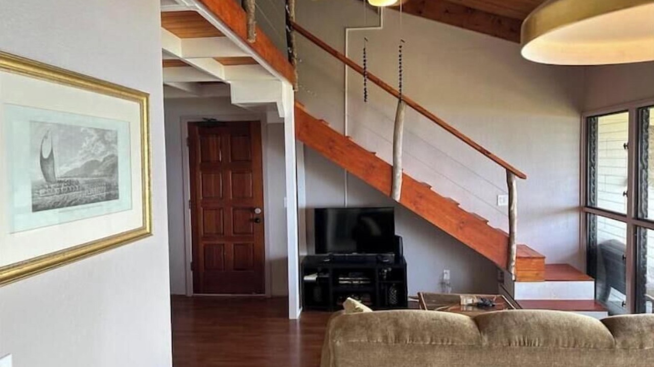 Photo of Livingroom in Honalo