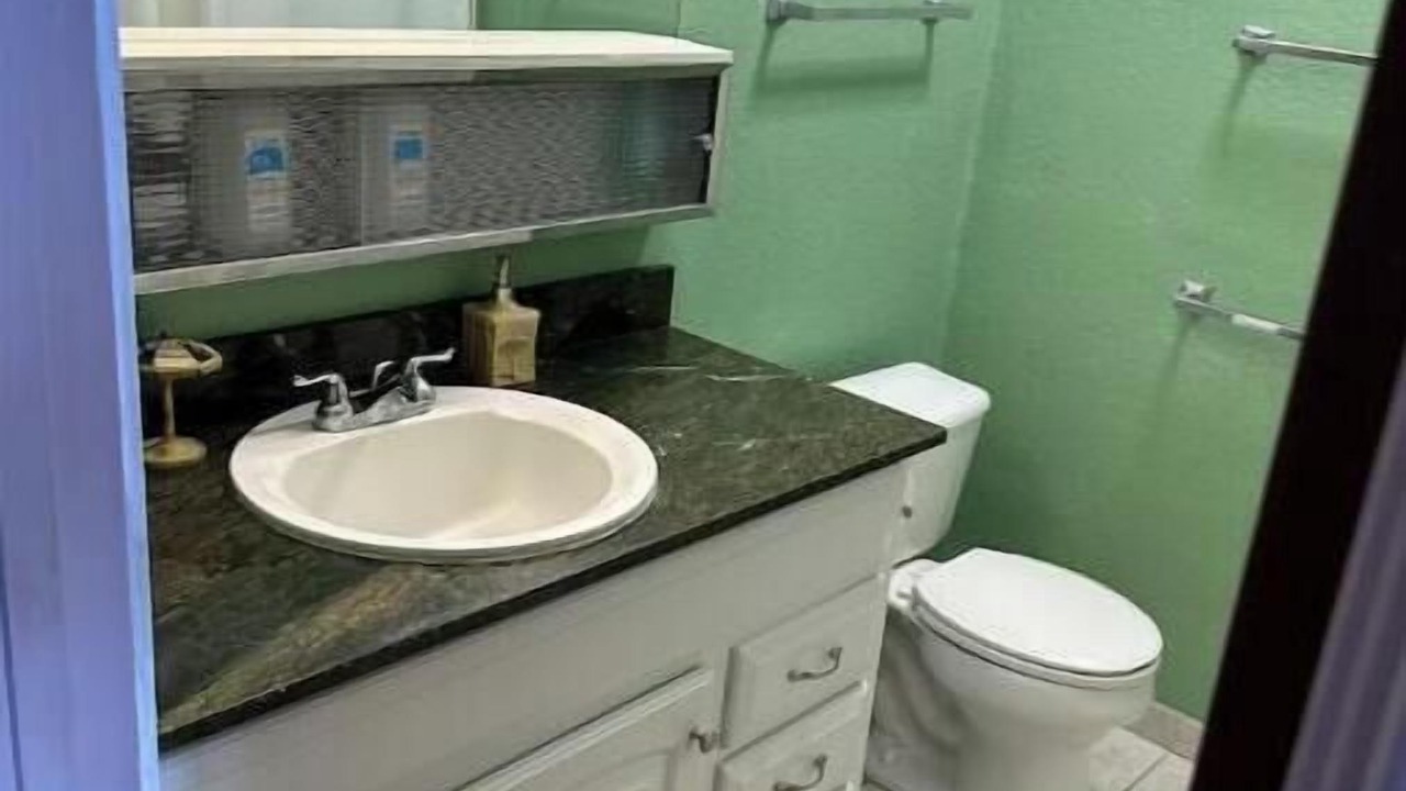 Photo of Bathroom in Honalo