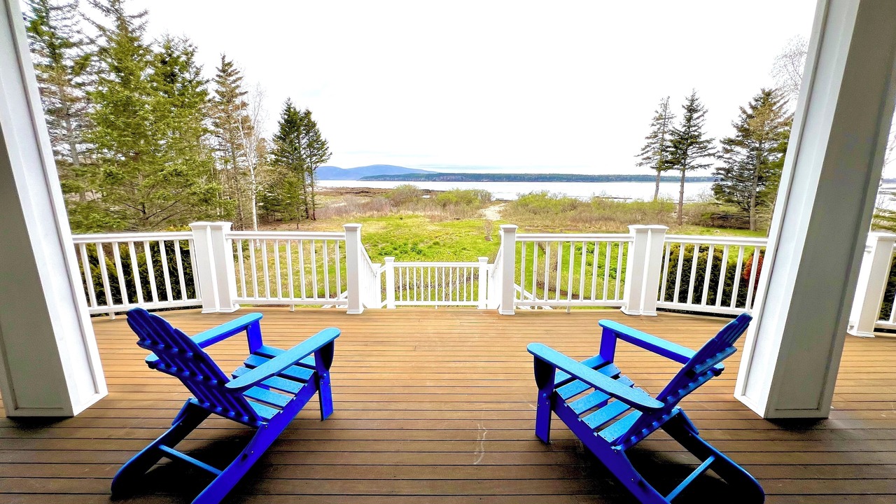 Photo of Patio Balcony in Winter Harbor