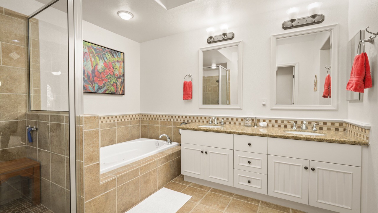 Photo of Bathroom in Kulalani