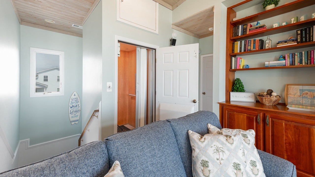Photo of Livingroom in Holden Beach