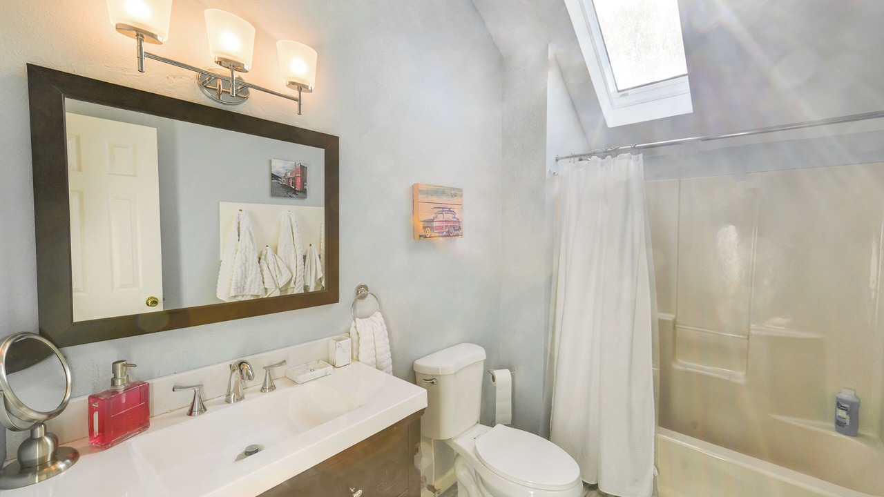 Photo of Bathroom in Bethany Beach