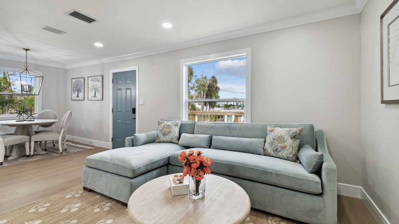 Photo of Livingroom in Indian Rocks Beach